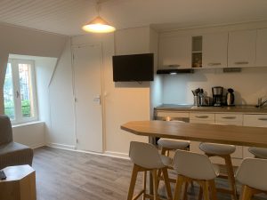Transformation d’une maison en plusieurs appartements dans une ville thermale.